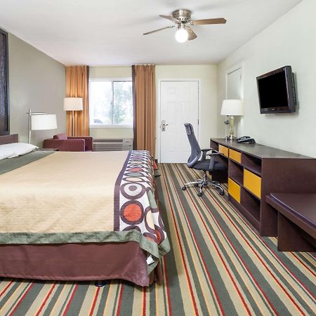 Super 8 By Wyndham Brookhaven Hotel Kültér fotó