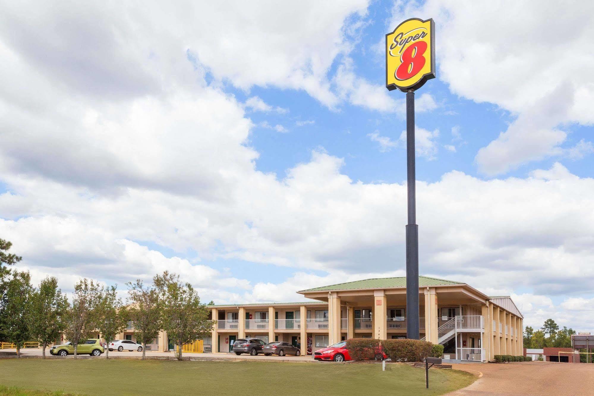 Super 8 By Wyndham Brookhaven Hotel Kültér fotó